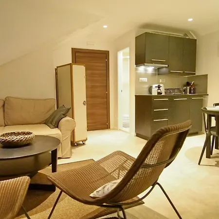 Royal Apartman *